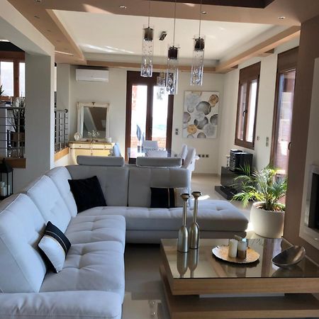 Villa Under Meteora Kalambaka Zewnętrze zdjęcie