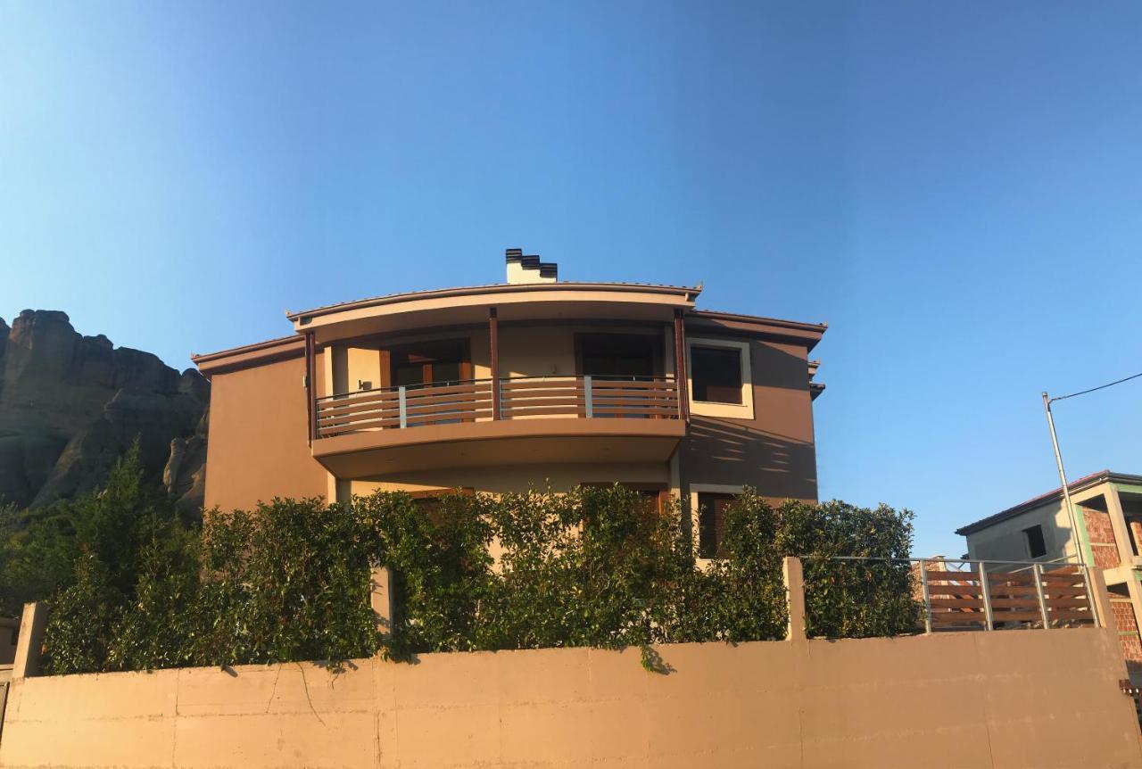 Villa Under Meteora Kalambaka Zewnętrze zdjęcie