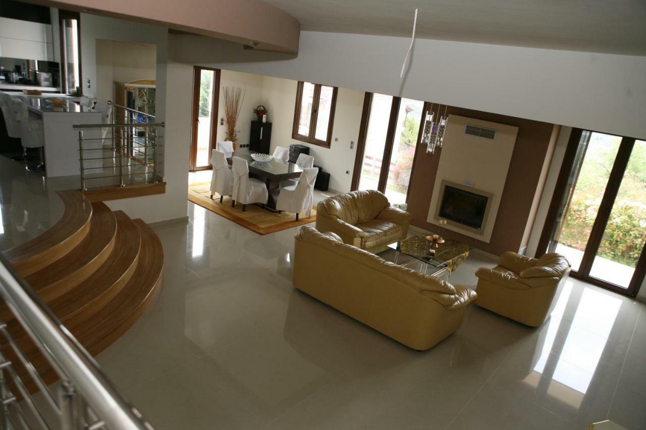 Villa Under Meteora Kalambaka Zewnętrze zdjęcie